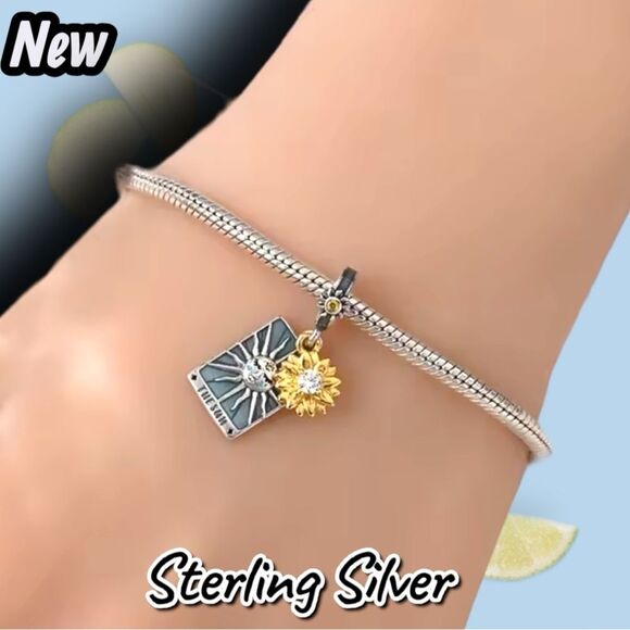 NEW 925 Sterling Silver “The Sun” Tarot Card Charm – Light Blue Enamel with Sunf - Picture 3 of 3